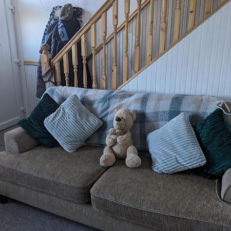 Cosy Cottage With Sea & Mountain Views Carnlough Bagian luar foto
